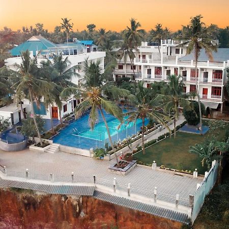 Skylar Seaview Beach Resort & Ayurveda Varkala Buitenkant foto