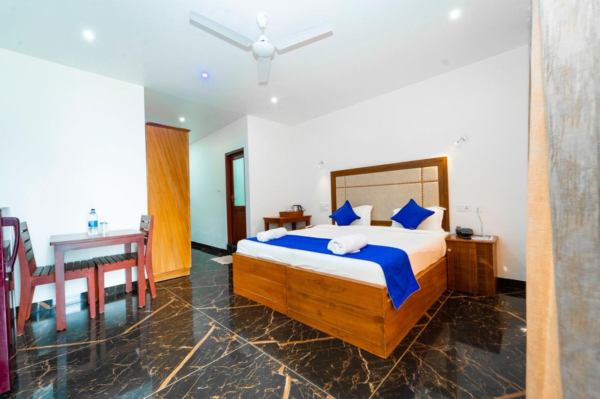 Skylar Seaview Beach Resort & Ayurveda Varkala Buitenkant foto