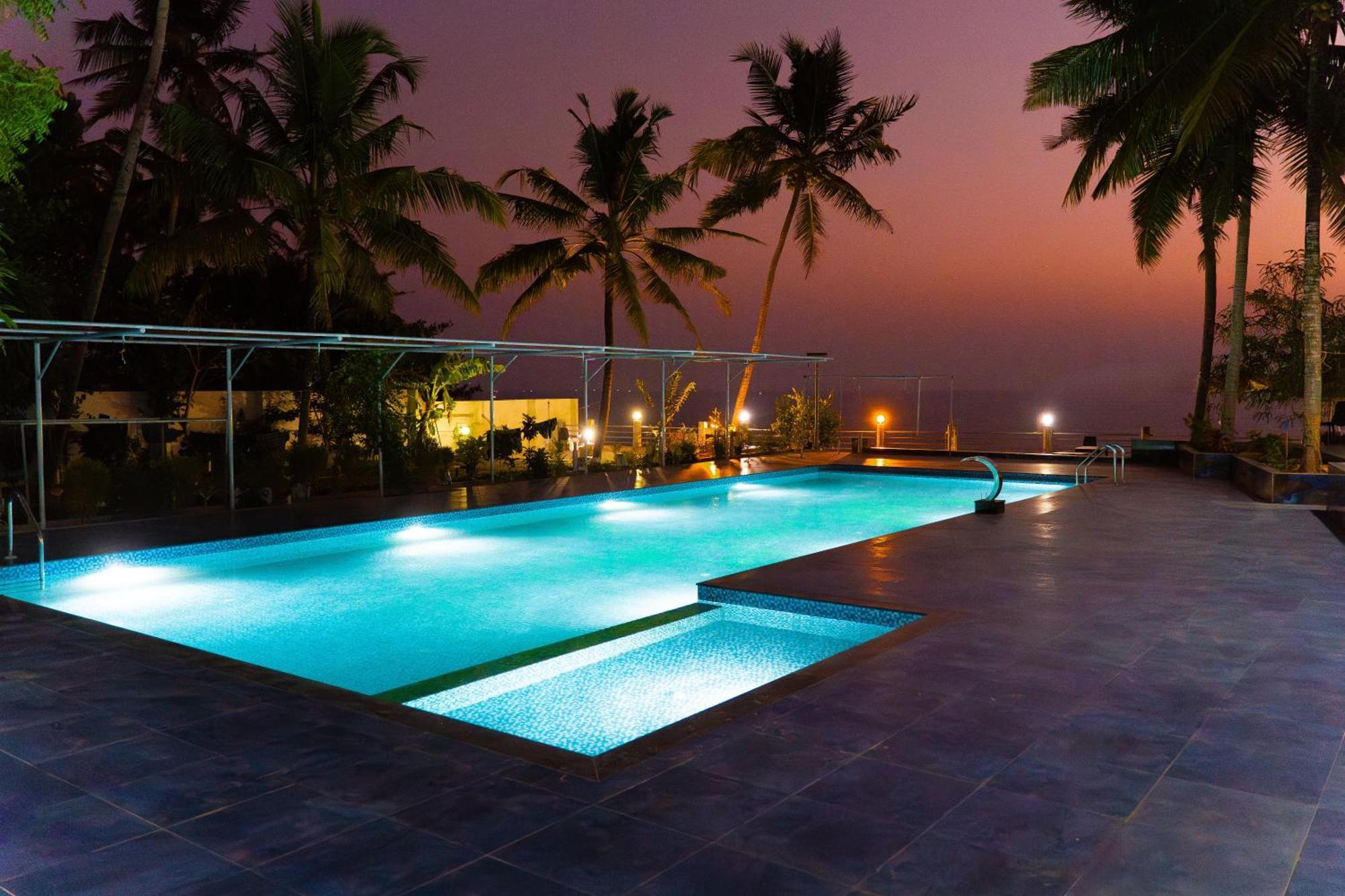 Skylar Seaview Beach Resort & Ayurveda Varkala Buitenkant foto