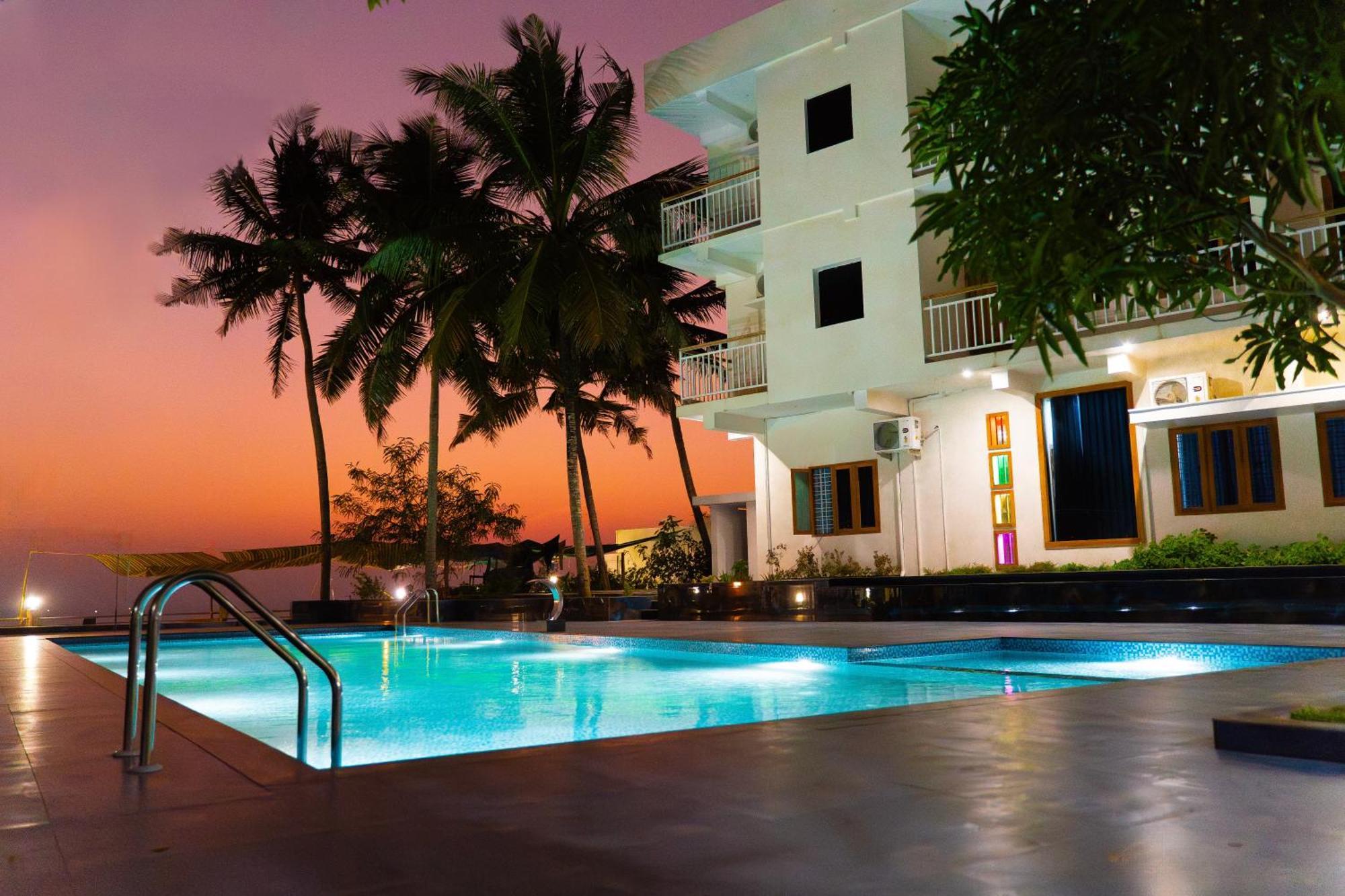 Skylar Seaview Beach Resort & Ayurveda Varkala Buitenkant foto
