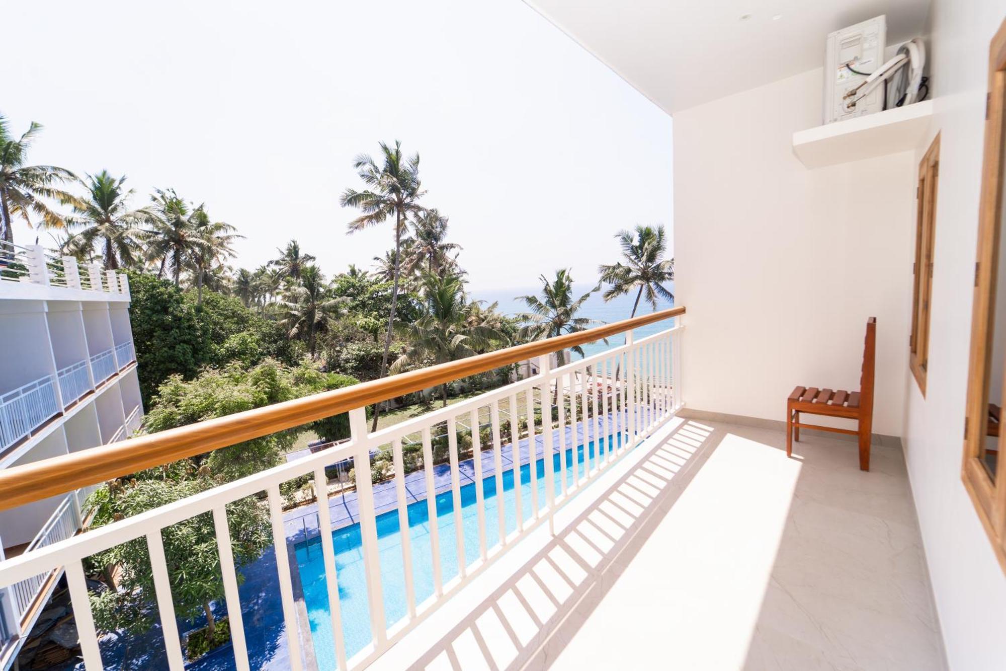 Skylar Seaview Beach Resort & Ayurveda Varkala Buitenkant foto